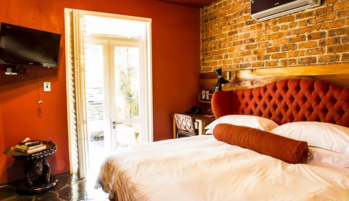 Deluxe Double Room, 1 King Bed, Patio, Garden Area