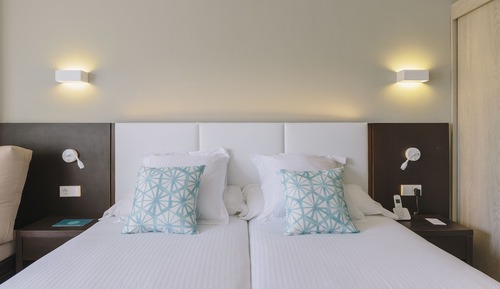 Standard Double Room (1 adult + 2 children)