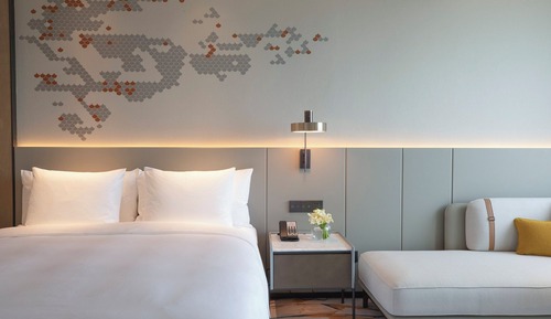 Standard Room, 1 King Bed
