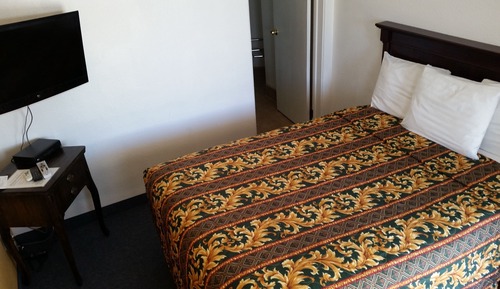 Standard Room, 1 Queen Bed, Non Smoking