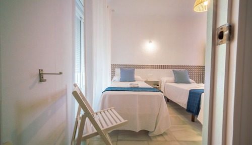 Double Room (Interior)