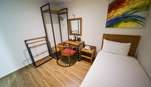Single Room without Window
