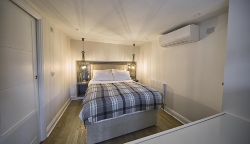 Standard Double Room (3)