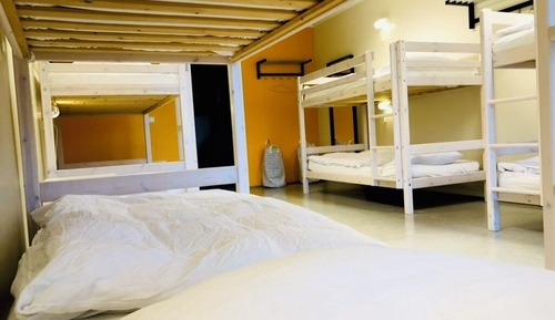 Standard Shared Dormitory (shared bathroom)
