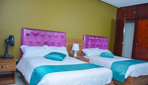 Economy Room