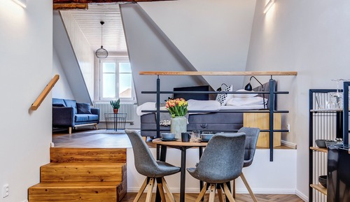 Deluxe Suite (2)