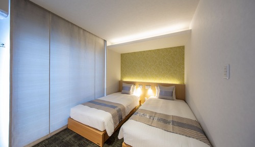 Deluxe F Non-Smoking