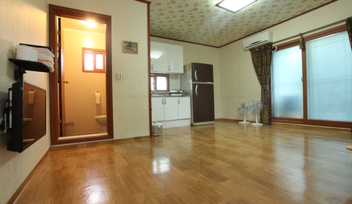 Basic Room, 1 Bedroom, Mountain View (5)
