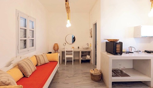 Standard Suite, Partial Sea View