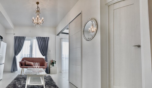 Apartment (601)
