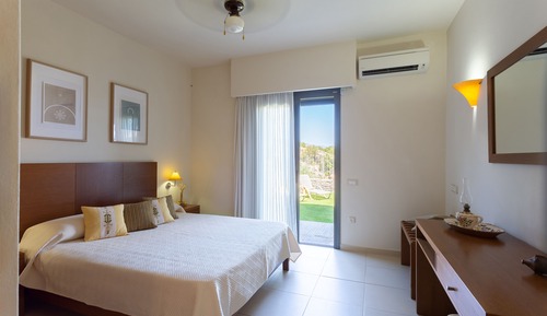Deluxe Apartment, Private Pool (Dimitra)