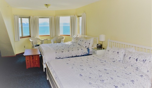 Seaside Lodge Room #26 (Room with 2 King Beds, upstairs) 