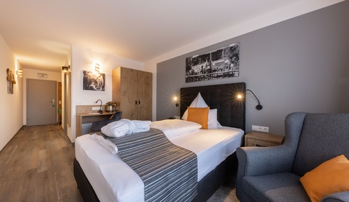 Deluxe Single Room