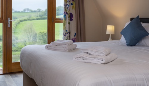 Double Room (Bluebell)