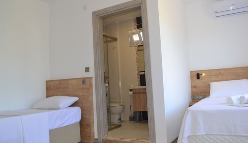 Triple Room, Garden View, Ground Floor