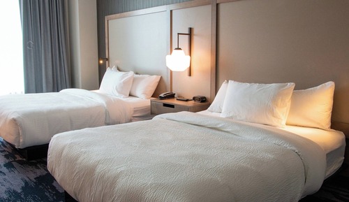 Room, 2 Queen Beds (Mobility Accessible, Tub)