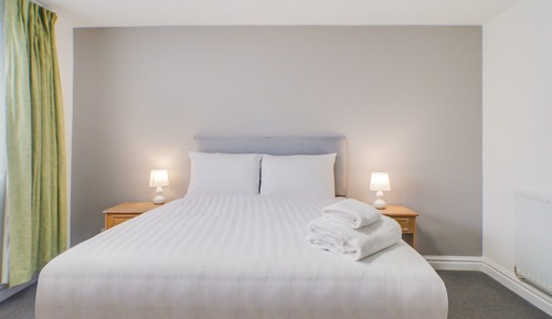 Standard Double Room, 1 Queen Bed