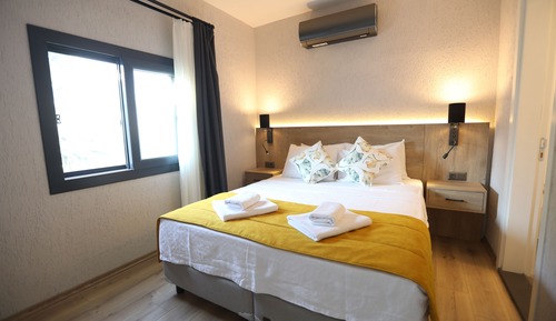 Economy Double or Twin Room