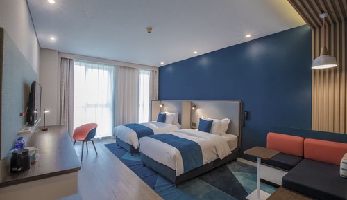 Standard Room, 2 Twin Beds (Extra Floor Space)