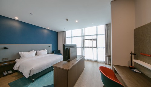 Room (Specialty)