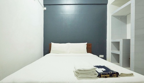 Deluxe Queen with balcony Sea view