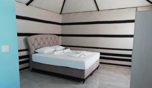 Tent (Triple)
