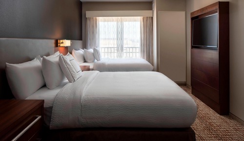 Room, 1 Bedroom (Mobility Accessible, Roll-In Shower)
