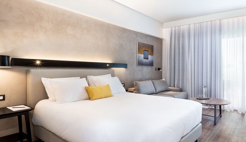 Classic Room, Partial Sea View