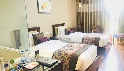 Deluxe Room with Twin Bed