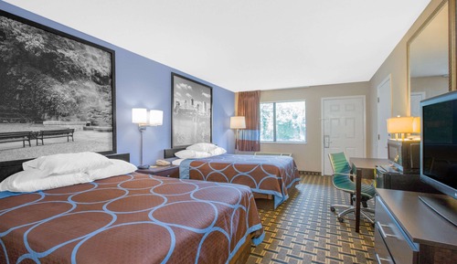 Room, 2 Queen Beds, Smoking