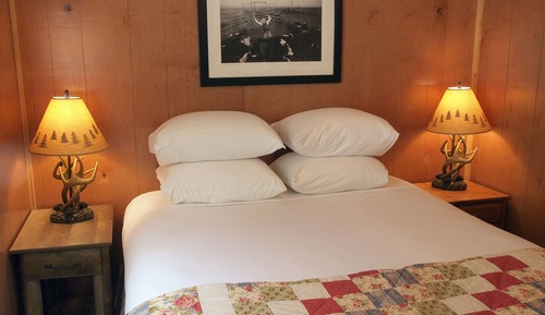 Cabin, Private Bathroom (Sunset Pond Cabin)