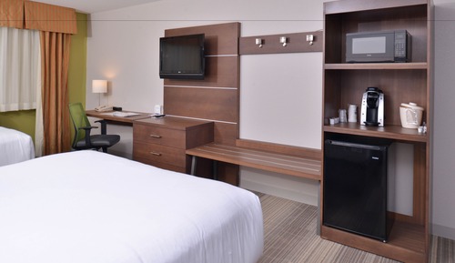 Standard Room, 2 Queen Beds, Accessible (Mobility, Accessible Tub)