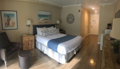 Standard Room, 1 Queen Bed
