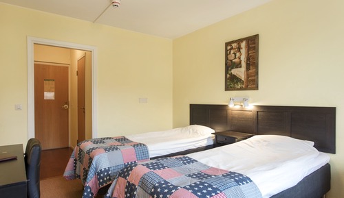 Twin Room, Balcony, Mountain View