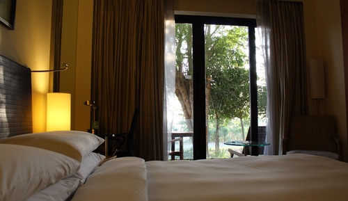 Deluxe Room, 1 King Bed, Balcony (Hyatt)