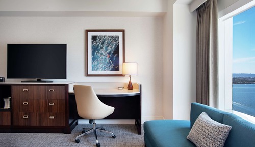 Room, 1 King Bed, City View (Bay/City View)