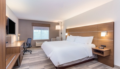 Standard Room, 1 King Bed, Accessible Bathtub (Mobility, Communications)