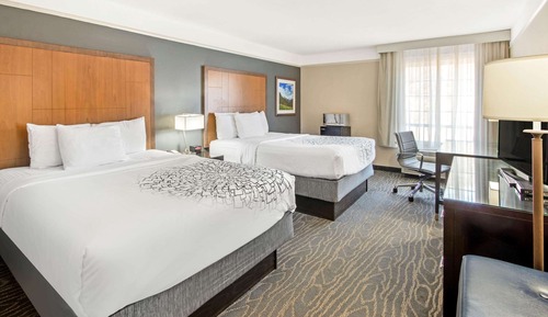 Room, 2 Queen Beds, Accessible, Non Smoking (Mobility/Hearing Impaired Accessible)