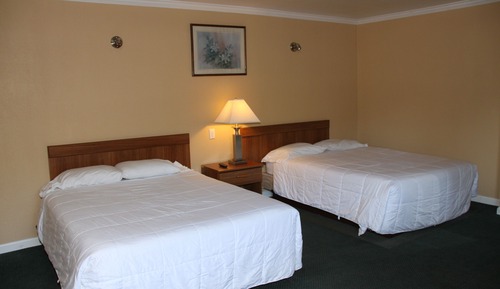 Standard Room, 2 Queen Beds