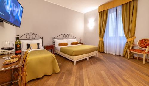 Superior Triple Room