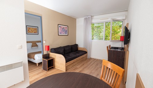 One Bedroom Apartement with 1 Sofa Bed and 1 Double Bed