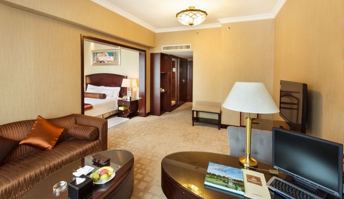 Business king size bed Room