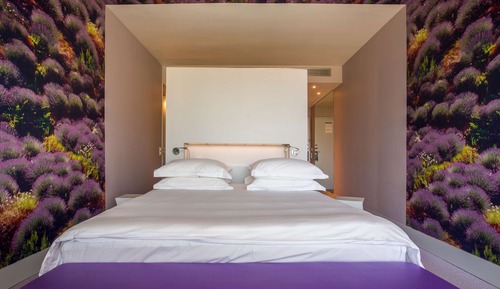 Superior Room, City View