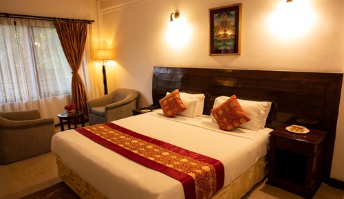 Deluxe Double or Twin Room
