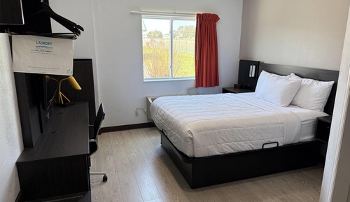 Suite, 1 King Bed, Non Smoking