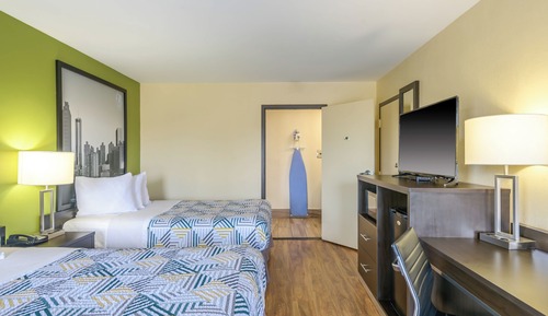 Standard Room, 2 Double Beds, Accessible, Non Smoking