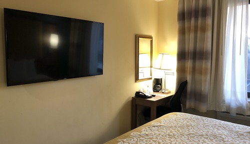 Standard Room, 1 King Bed