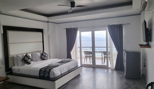 Penthouse Room