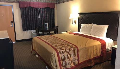 Room, 1 King Bed, Non Smoking