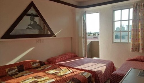 Triple Room, Multiple Beds